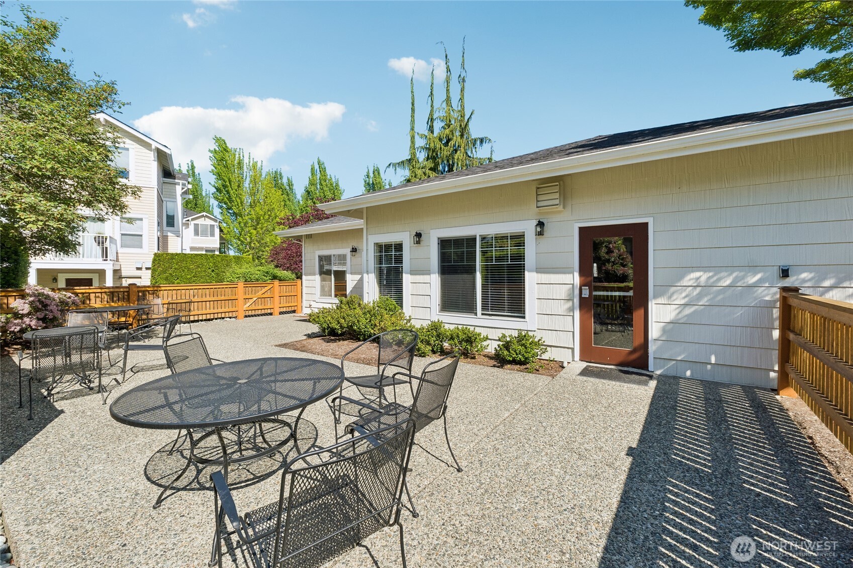 11899 Northeast 163rd Place Bothell, WA 98011 - Photo 33 of 37