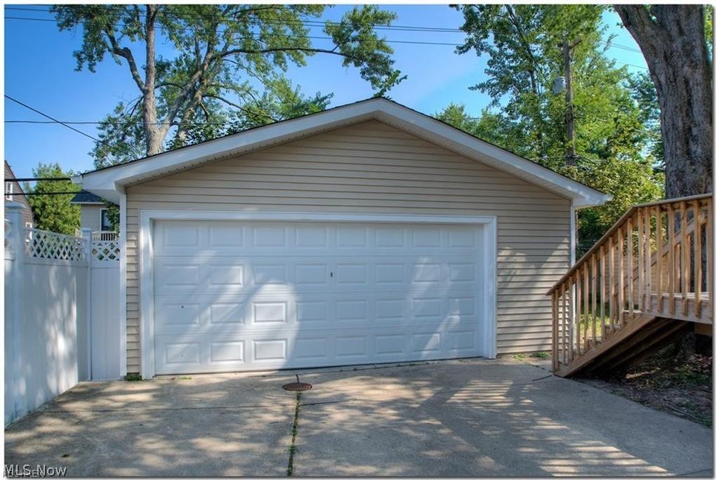 3521 Bainbridge Road Cleveland, OH 44118 - Photo 28 of 28