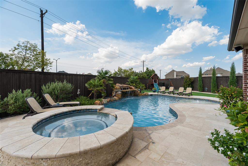 4396 Live Springs Road Frisco, TX 75036 - Photo 35 of 40 Gallery Image 35