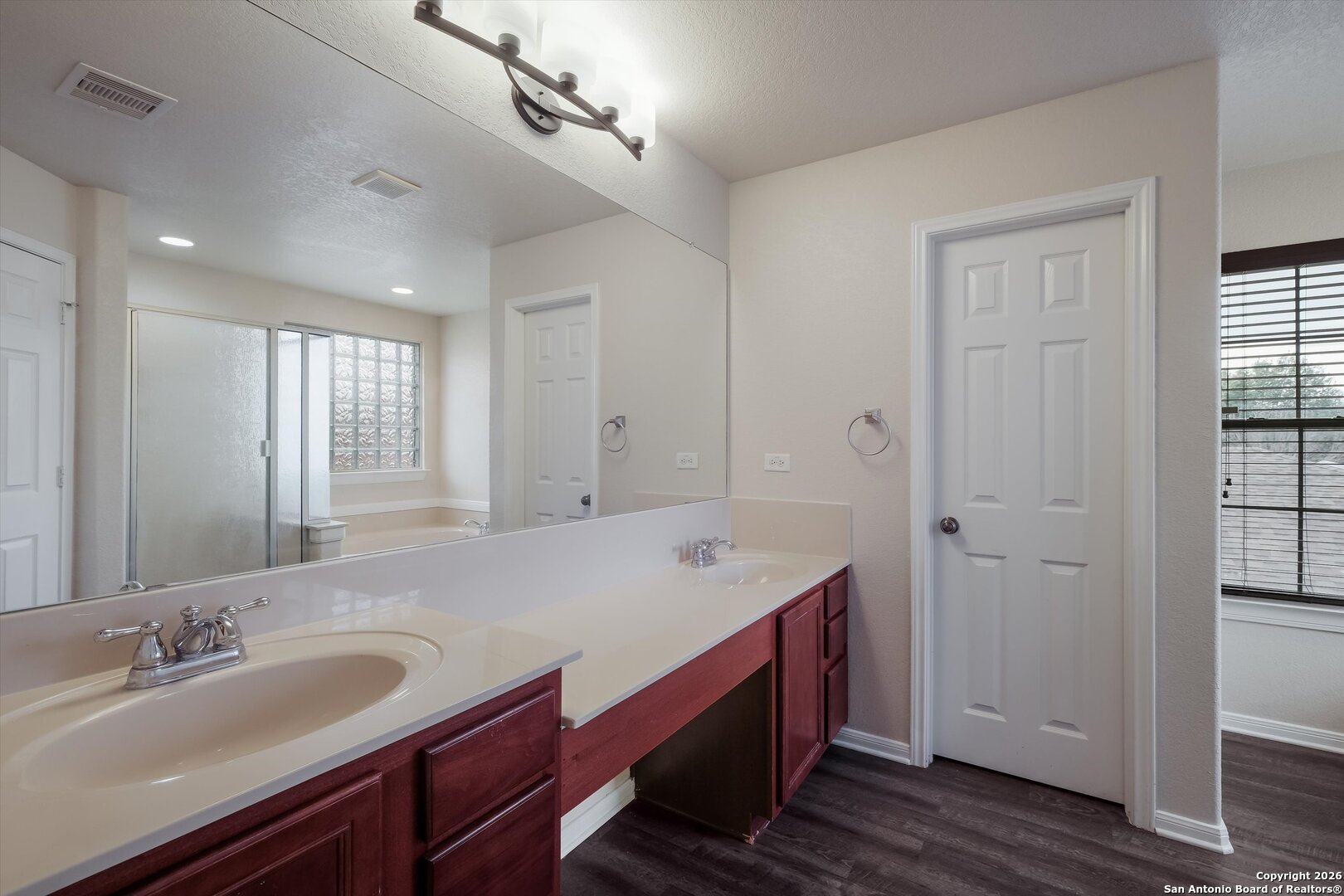 233 Springtree Trail Cibolo, TX 78108 - Photo 19 of 31