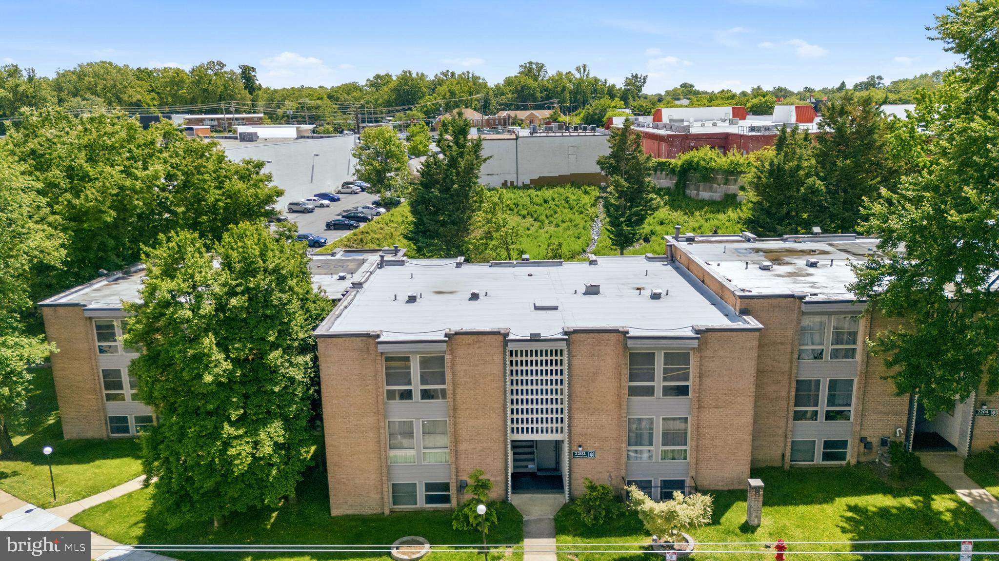 2202 Greenery Lane, Unit 30122 Silver Spring, MD 20906 - Photo 28 of 33 Building Exterior
