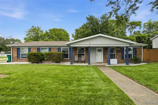 $255,000 | 3200 West Boulevard, Belleville, IL 62221