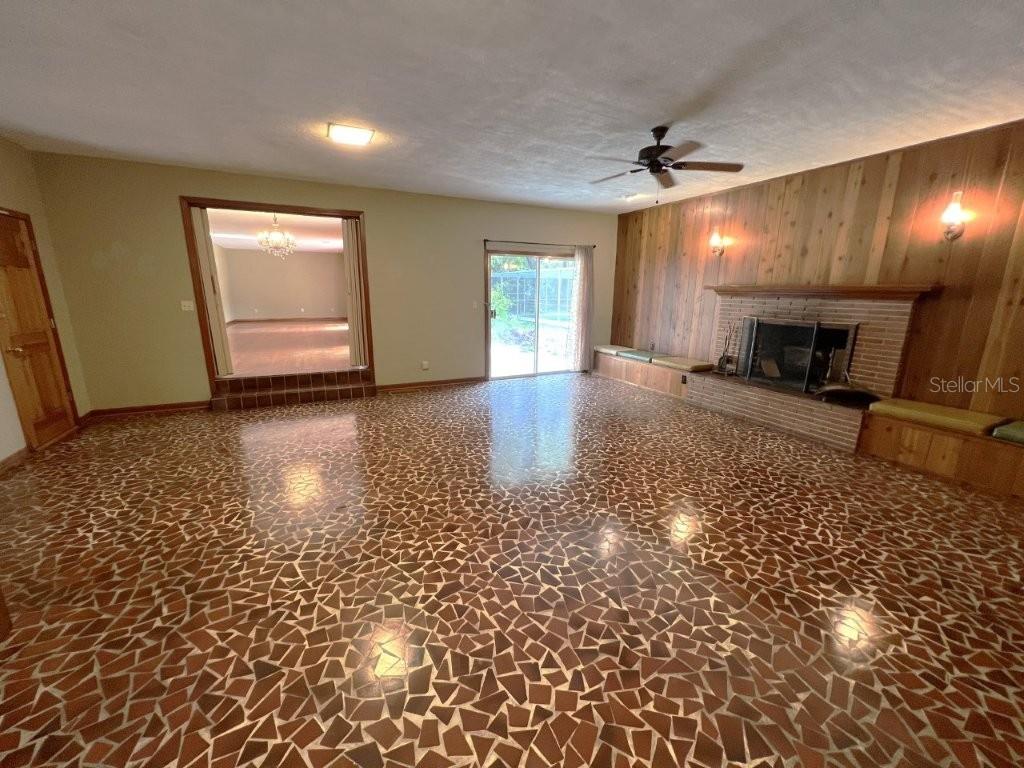 106 Southwest 38th Street Gainesville, FL 32607 - Photo 4 of 36