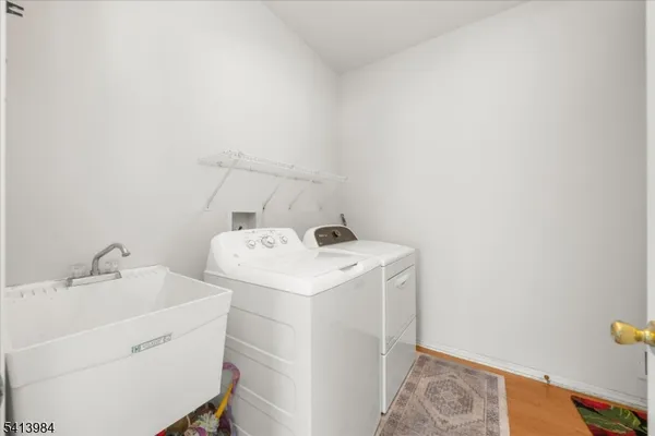 $825,000 | 205 Hogan Court, Asbury, NJ 08802