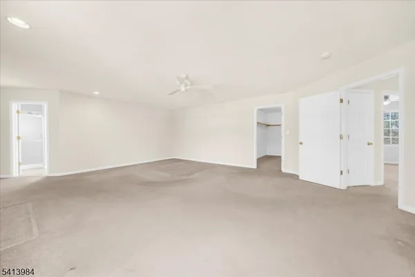 $825,000 | 205 Hogan Court, Asbury, NJ 08802