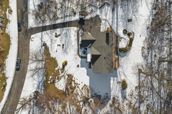 $825,000 | 205 Hogan Court, Asbury, NJ 08802