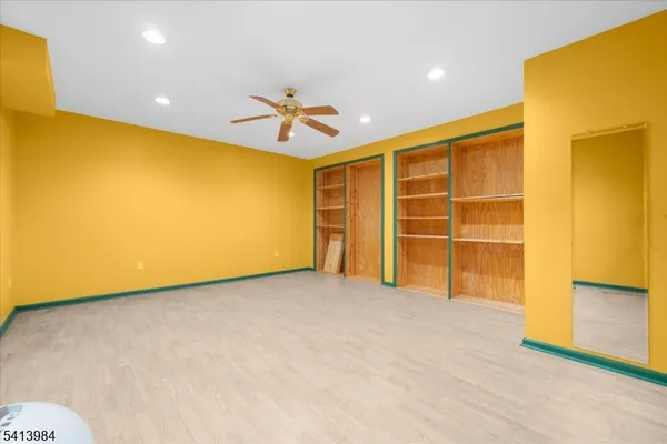 $825,000 | 205 Hogan Court, Asbury, NJ 08802