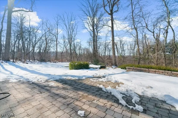 $825,000 | 205 Hogan Court, Asbury, NJ 08802