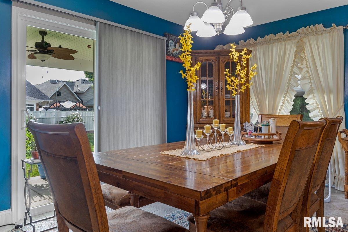 1701 Providence Lane Springfield, IL 62711 - Photo 13 of 41