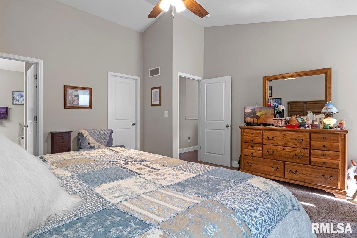 1701 Providence Lane Springfield, IL 62711 - Photo 17 of 41