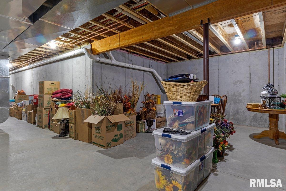 1701 Providence Lane Springfield, IL 62711 - Photo 31 of 41