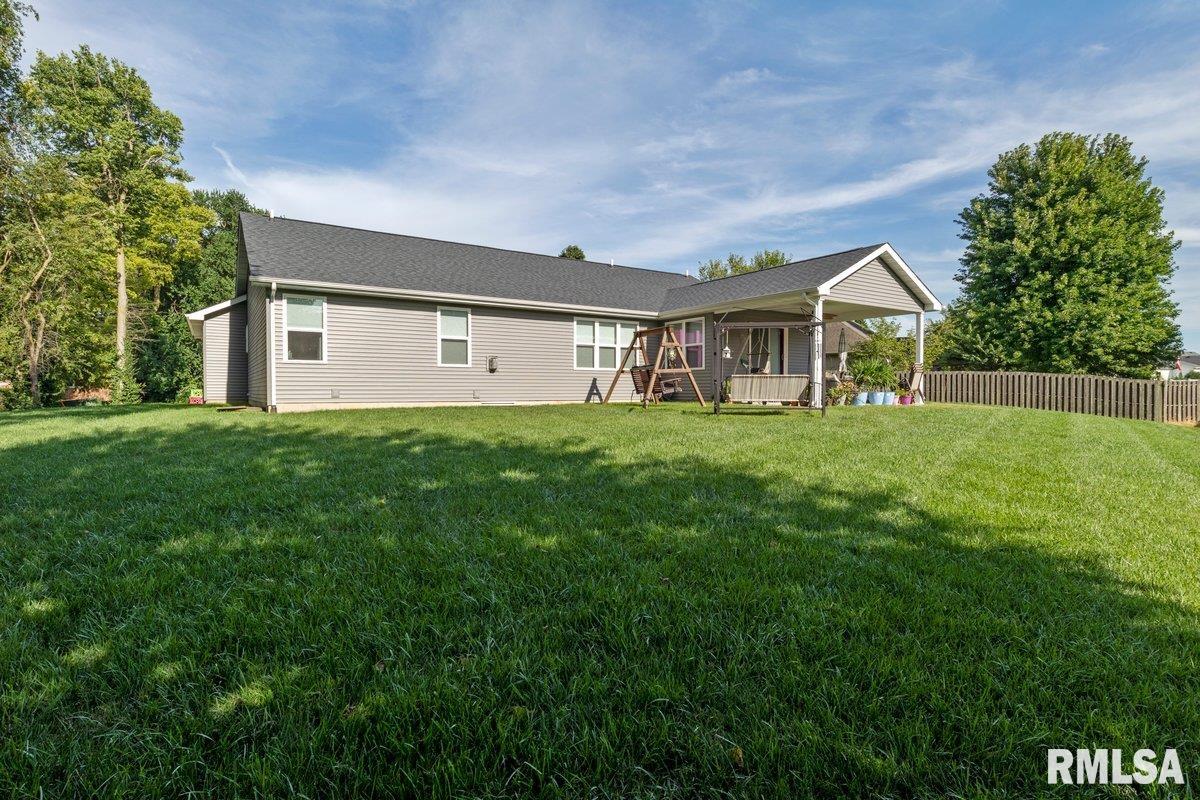 1701 Providence Lane Springfield, IL 62711 - Photo 35 of 41