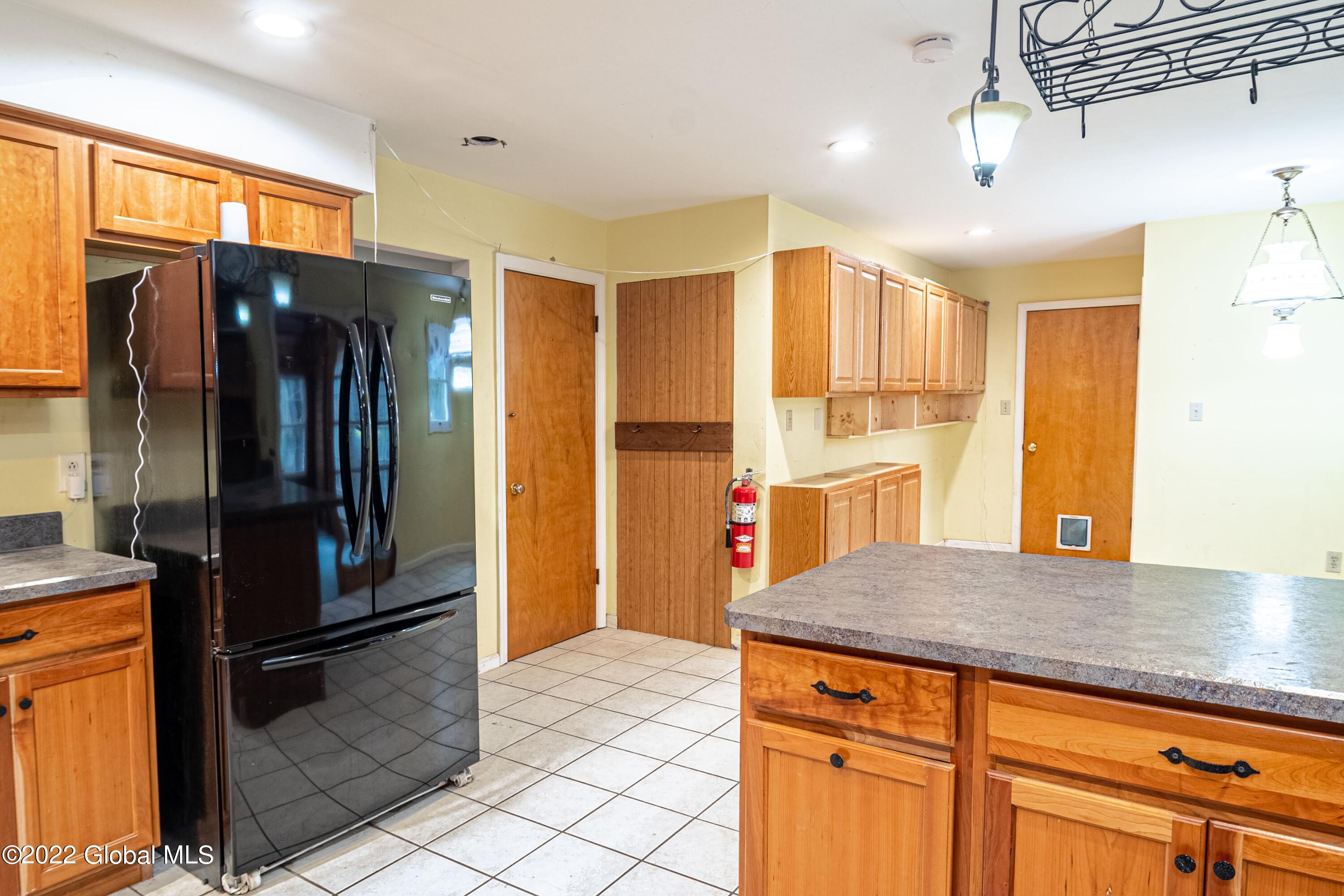 75 Ashdown Road Ballston Lake, NY 12019 - Photo 13 of 47 13
