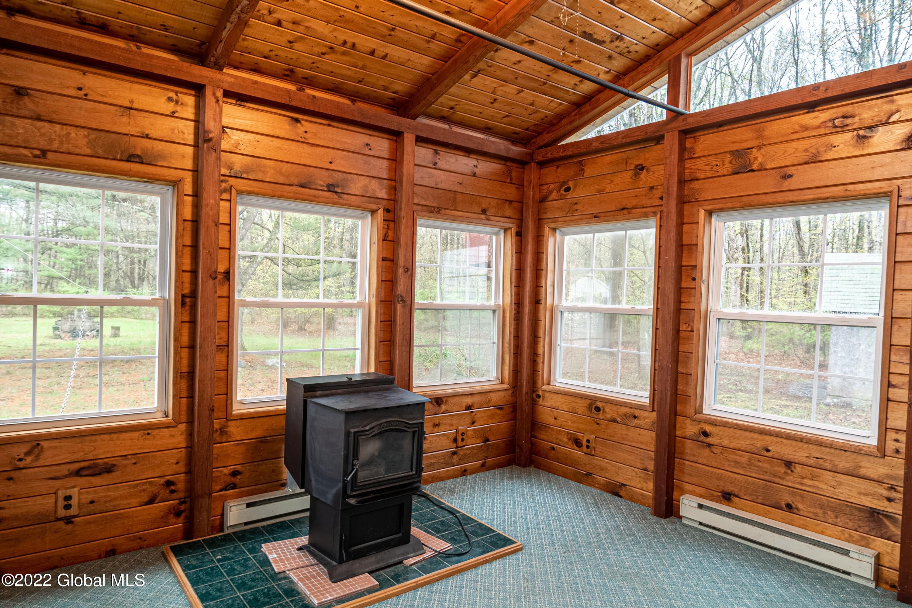 75 Ashdown Road Ballston Lake, NY 12019 - Photo 17 of 47 17