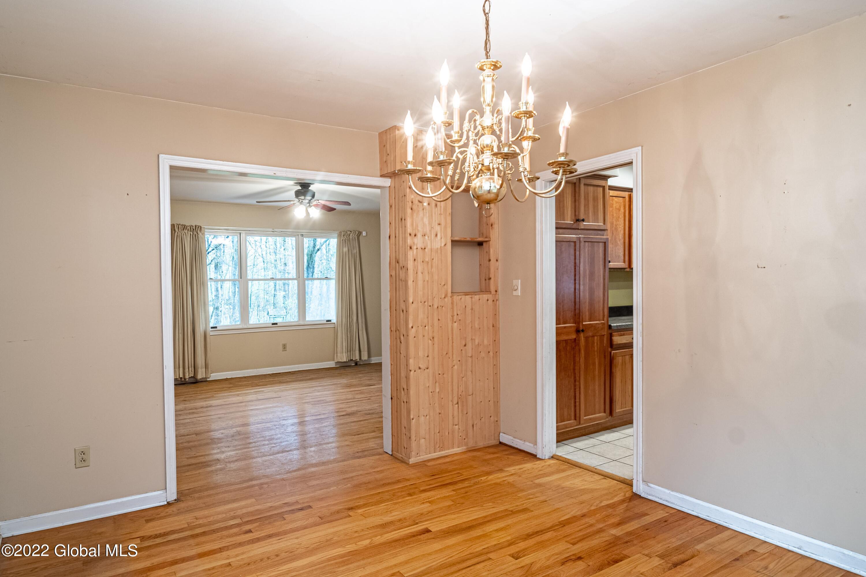 75 Ashdown Road Ballston Lake, NY 12019 - Photo 9 of 47 9