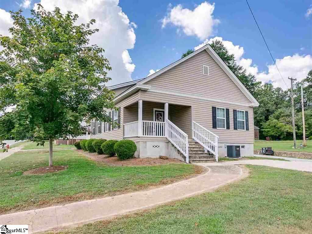 335 Stone Street Pacolet, SC 29372 - Photo 3 of 14