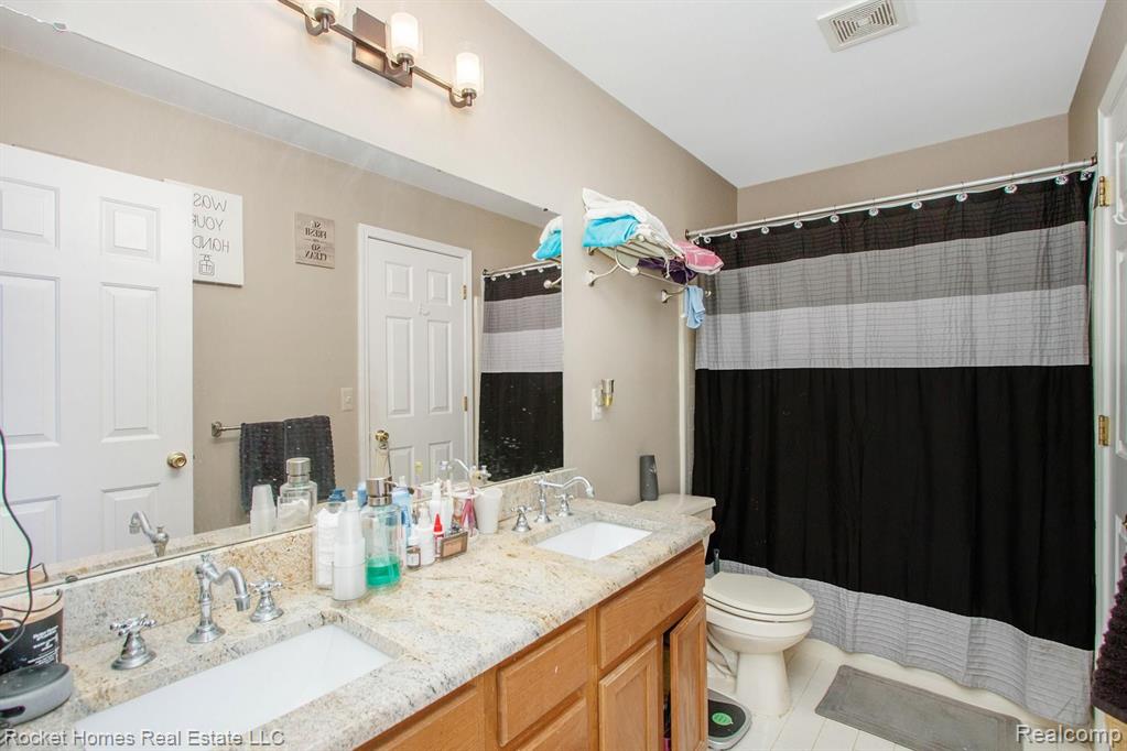 21630 Rosedale Street St. Clair Shores, MI 48080 - Photo 15 of 28