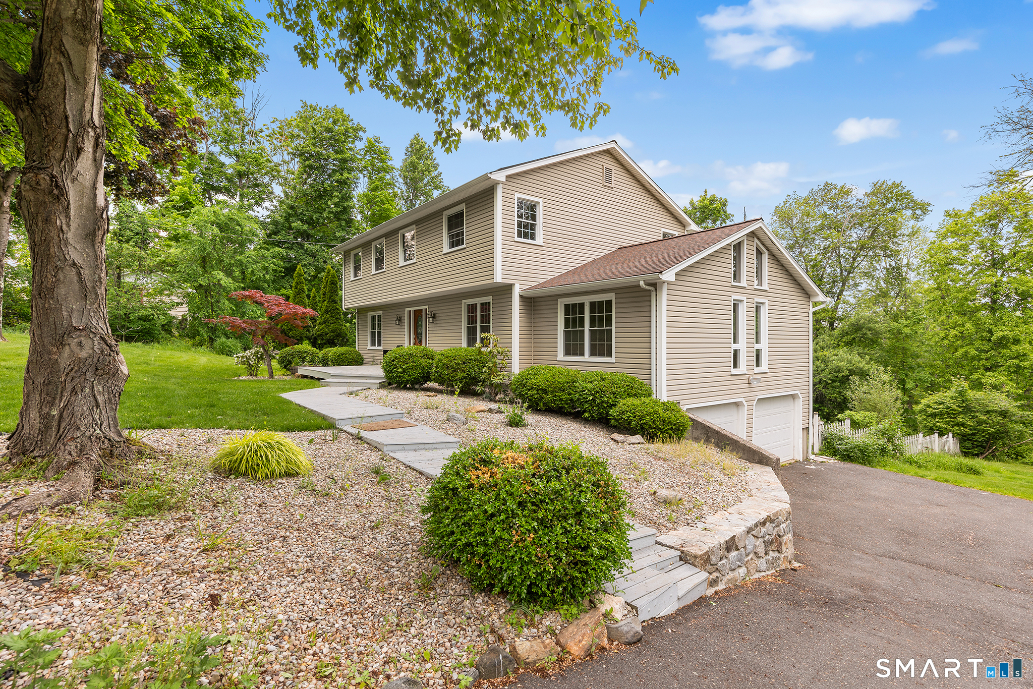 45 East Gate Road Danbury, CT 06811 - Photo 1 of 39
