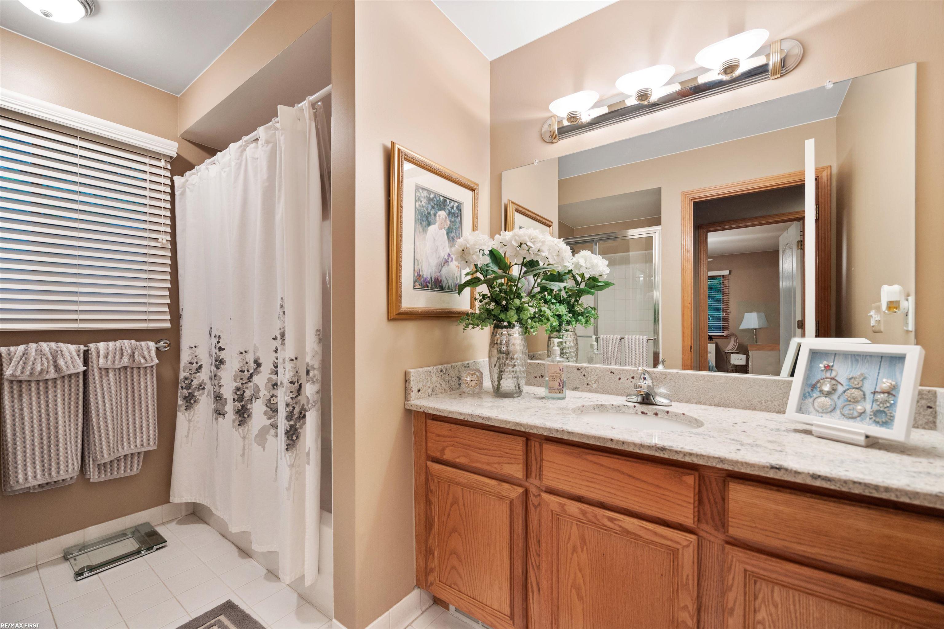 528 Misty Brook Lane Rochester Hills, MI 48307 - Photo 29 of 63