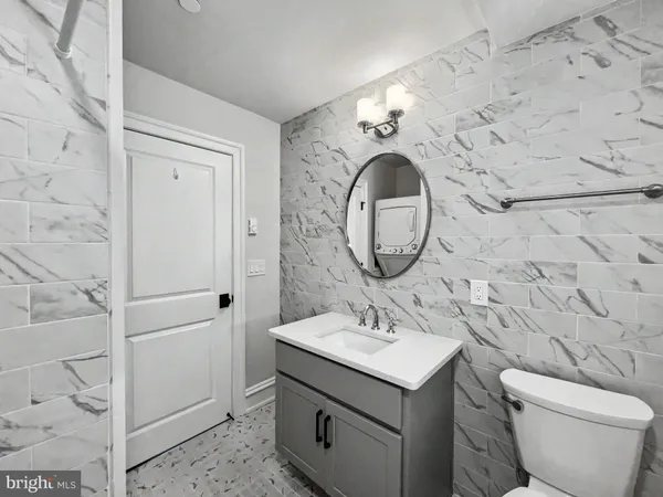 $2,000 | 1 Pennsylvania Avenue, Unit 1, Wayne, PA 19087