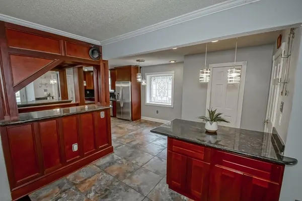 $525,000 | 4804 Chateau Drive, Metairie, LA 70002