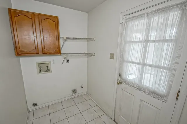 $550,000 | 4804 Chateau Drive, Metairie, LA 70002