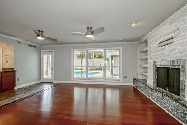 $525,000 | 4804 Chateau Drive, Metairie, LA 70002