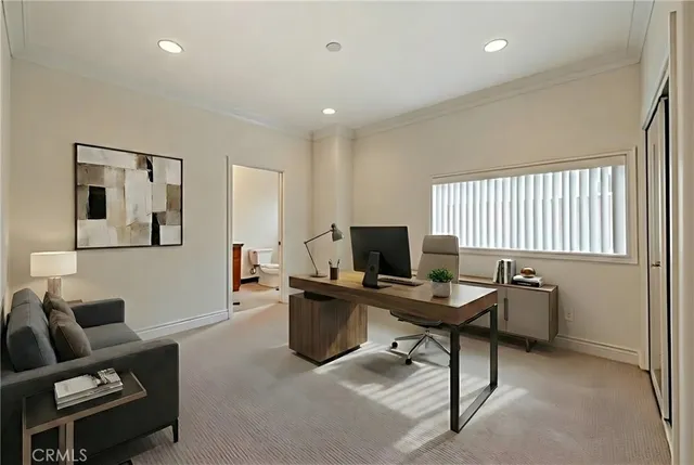 $5,190 | 11963 Manor Drive, Unit B, Hawthorne, CA 90250