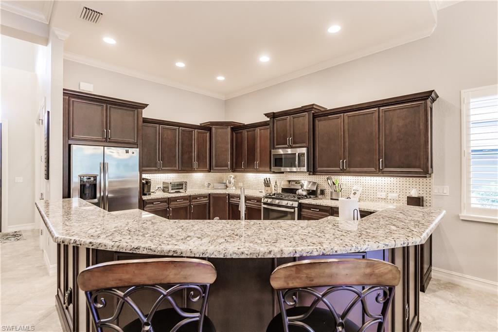 6525 Roma Way Naples, FL 34113 - Photo 9 of 23 Gallery Image 9