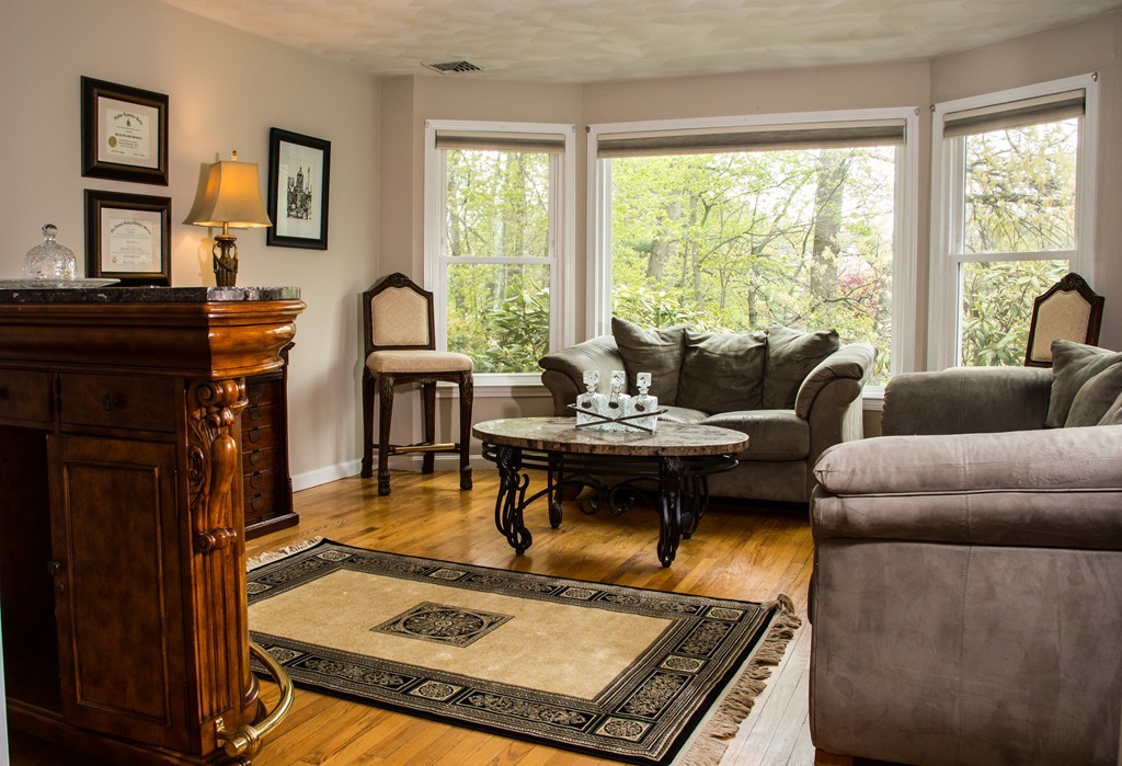 7 Wayside Road Westborough, MA 01581 - Photo 5 of 30 Gallery Image 5