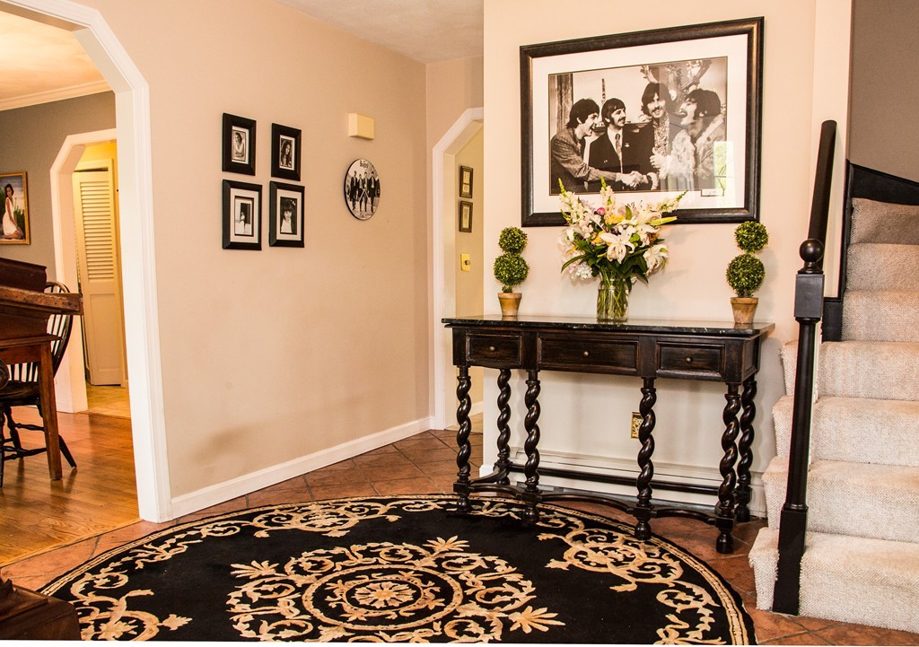 7 Wayside Road Westborough, MA 01581 - Photo 6 of 30 Gallery Image 6