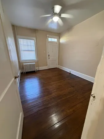 $1,200 | 829 Ferdinand Avenue Southwest, Roanoke, VA 24016