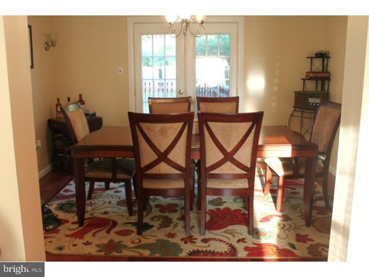 61 Freedom Road Sewell, NJ 08080 - Photo 4 of 25 Dining Room