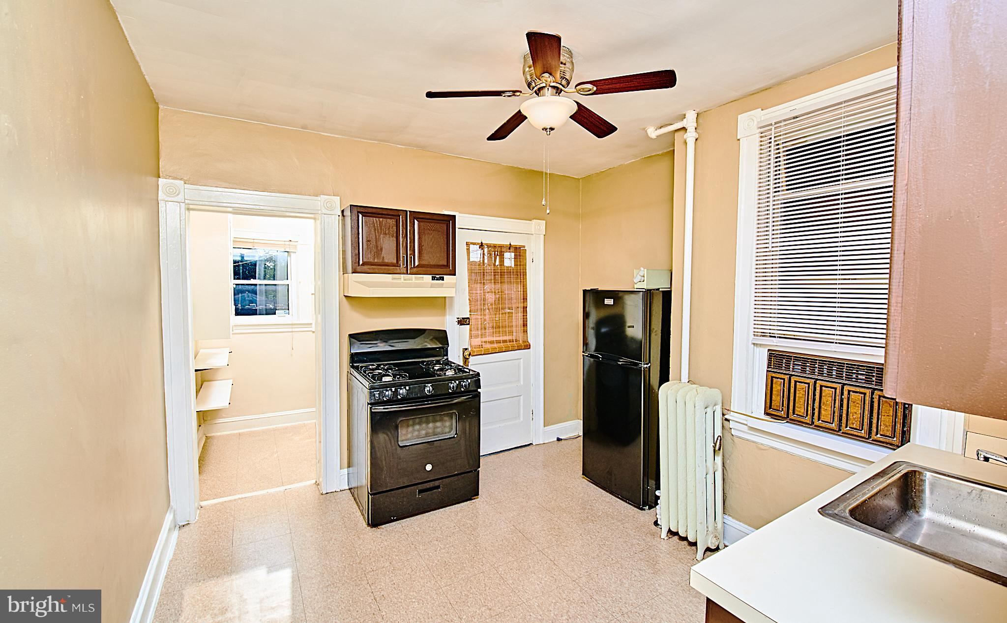 3908 Falls Road Baltimore, MD 21211 - Photo 6 of 21 Kitchen
