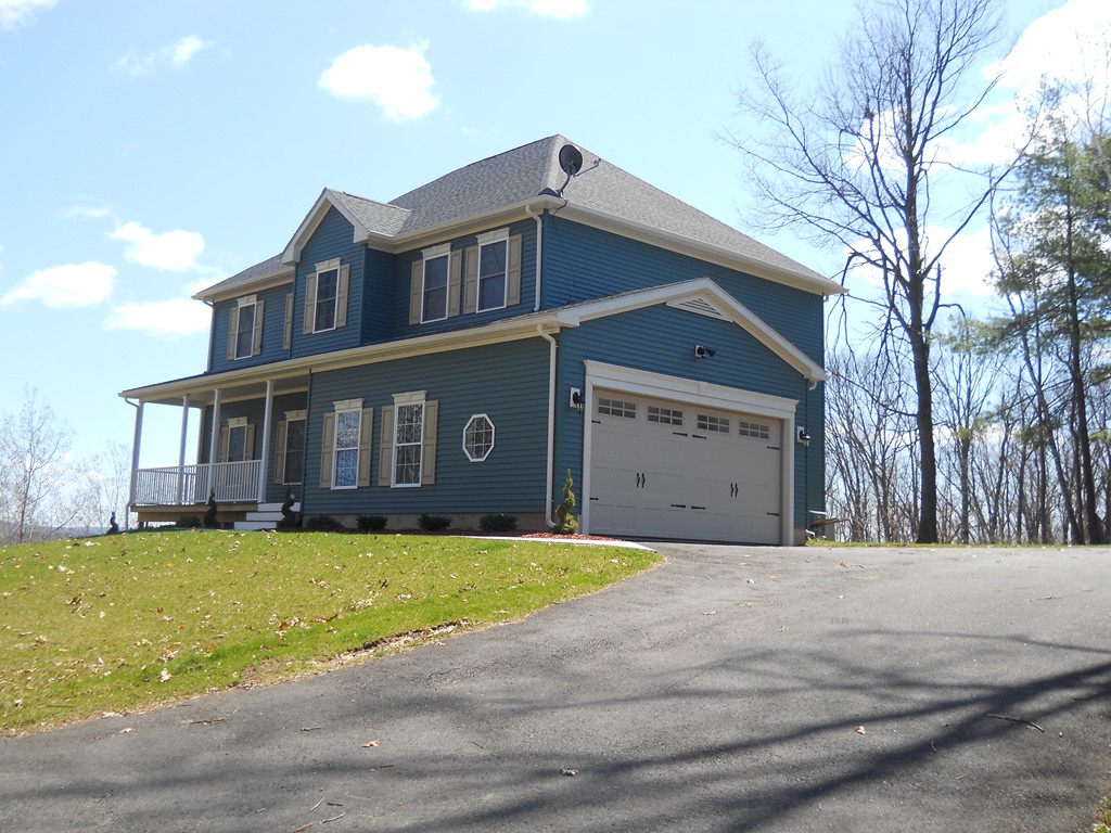 5 Signal Hill Circle Springfield, MA 01118 - Photo 1 of 27