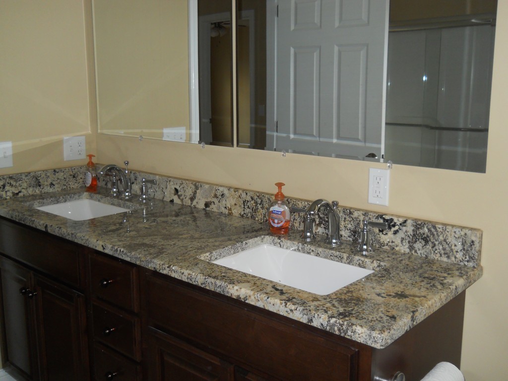 5 Signal Hill Circle Springfield, MA 01118 - Photo 12 of 27
