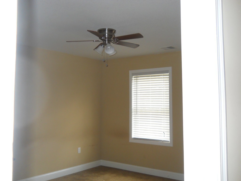 5 Signal Hill Circle Springfield, MA 01118 - Photo 18 of 27