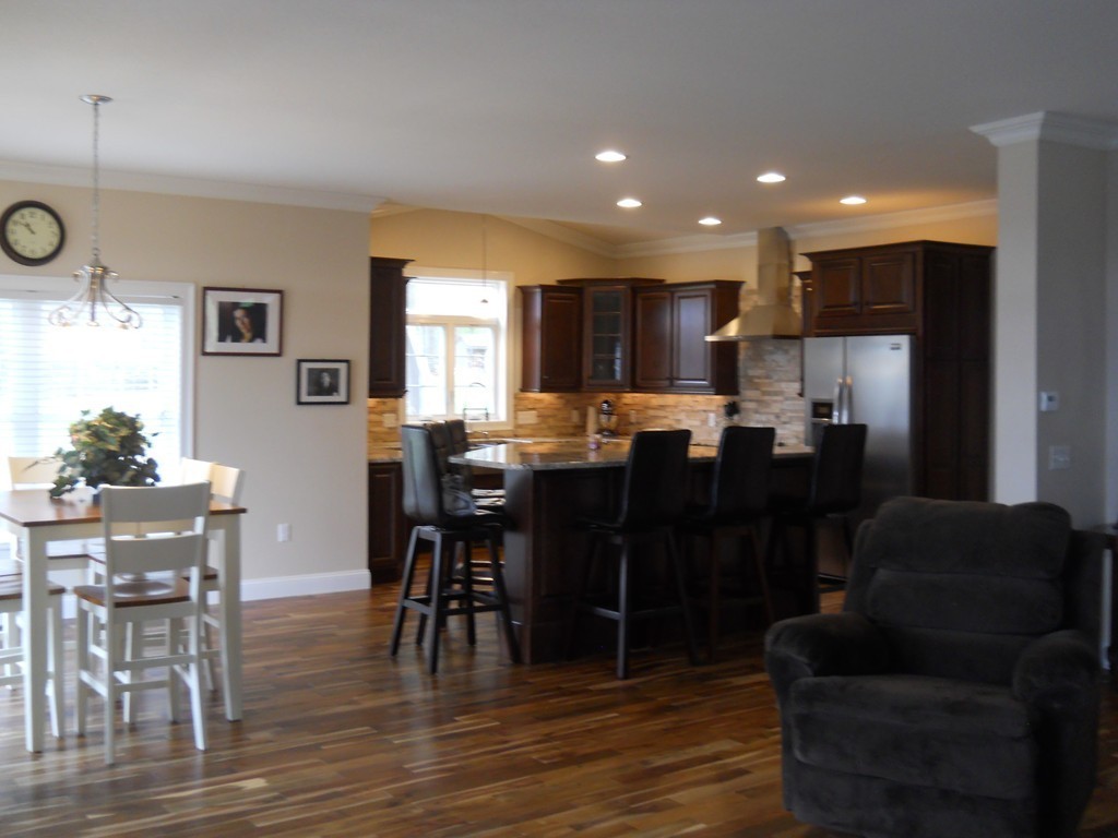 5 Signal Hill Circle Springfield, MA 01118 - Photo 5 of 27