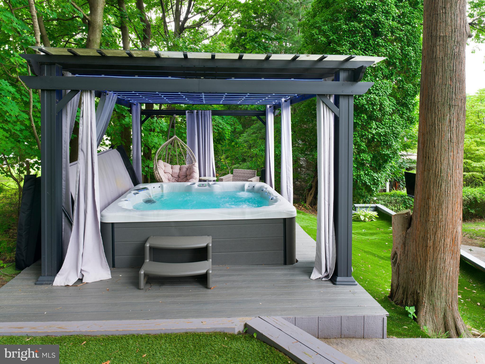 31 Snowden Road Bala Cynwyd, PA 19004 - Photo 33 of 36 Hot Tub and Pergola
