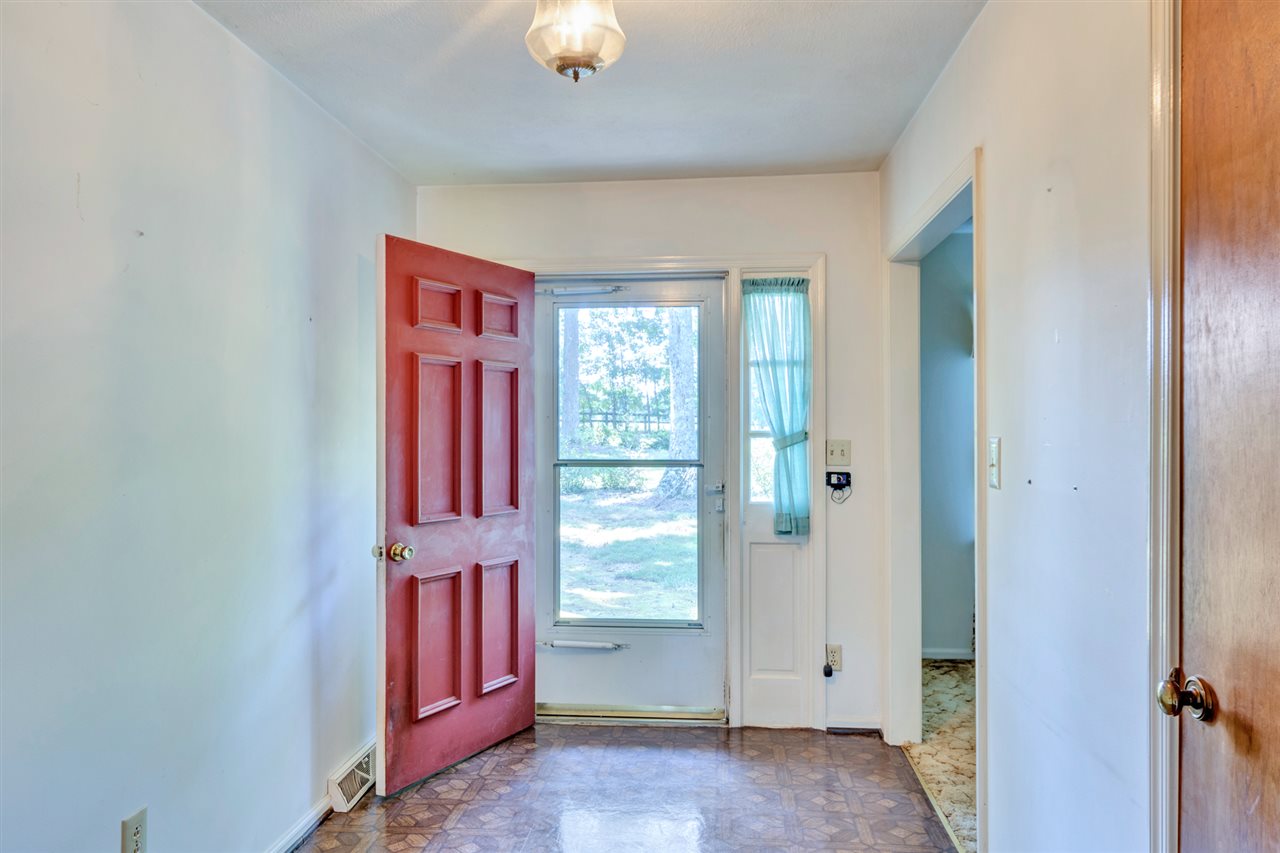 1302 Tilman Road Charlottesville, VA 22901 - Photo 5 of 22 Gallery Image 5