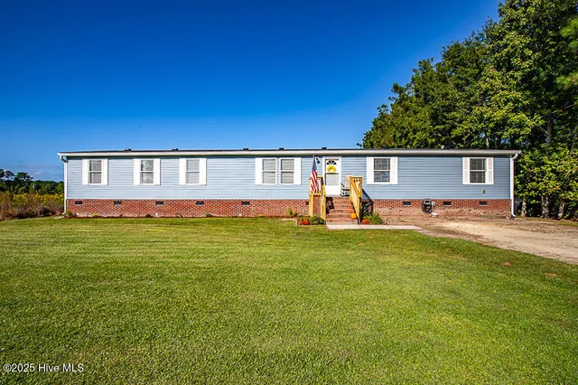 $269,000 | 645 Highway 70 Bettie, Beaufort, NC 28516