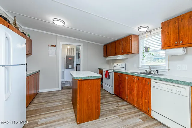 $269,000 | 645 Highway 70 Bettie, Beaufort, NC 28516