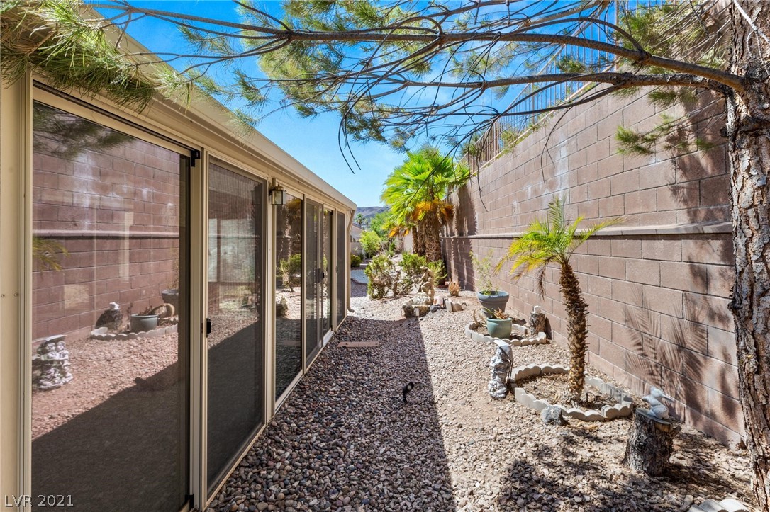 485 Edgefield Ridge Place Henderson, NV 89012 - Photo 28 of 29 Gallery Image 28
