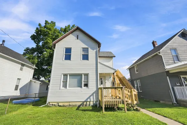 $95,000 | 1828 West 6th Street, Davenport, IA 52802