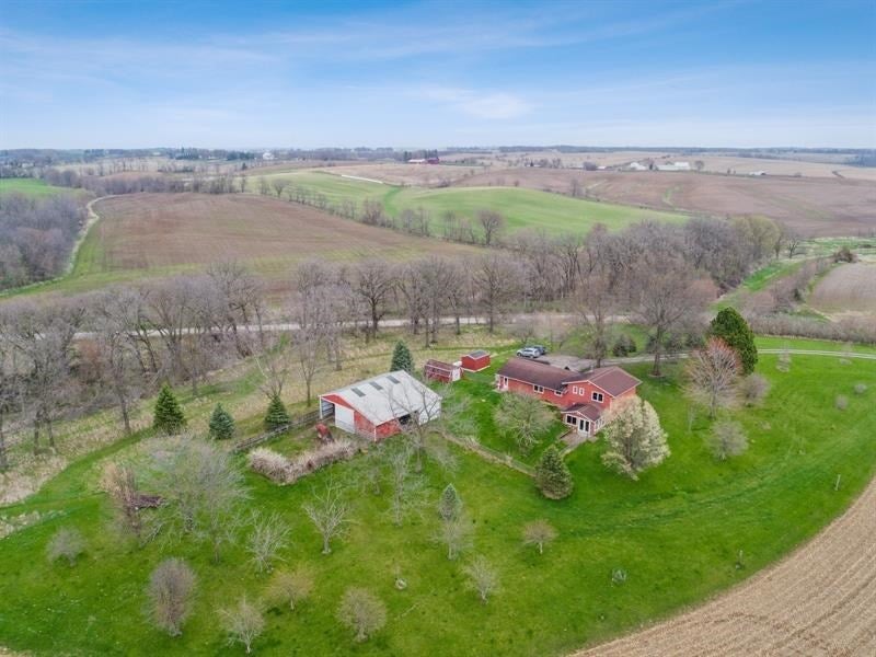 2465 Quincy Road Northeast Solon, IA 52333 - Photo 42 of 47 Gallery Image 42