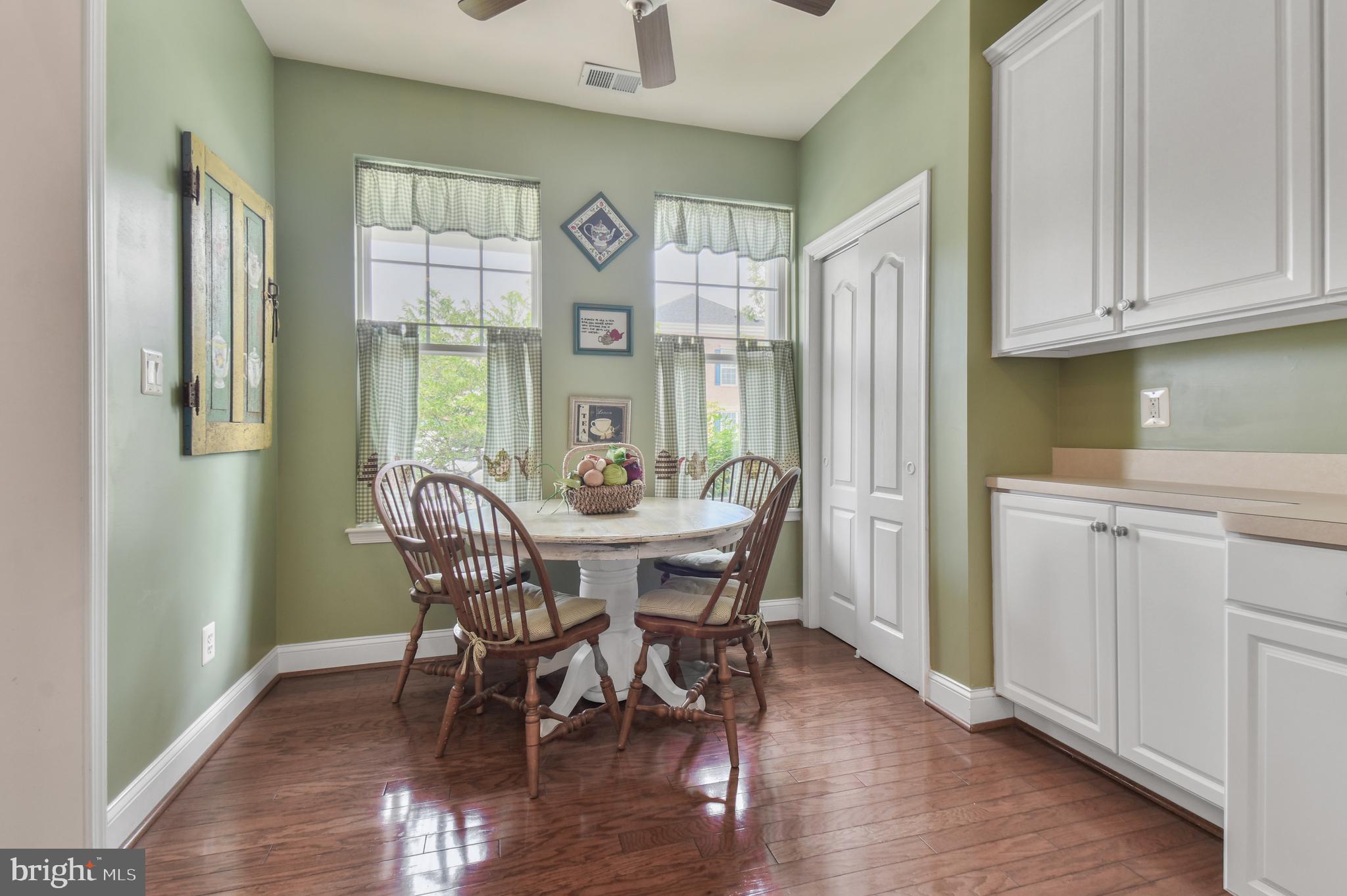 7207 Ivy Bank Road Laurel, MD 20707 - Photo 8 of 37 Breakfast Nook