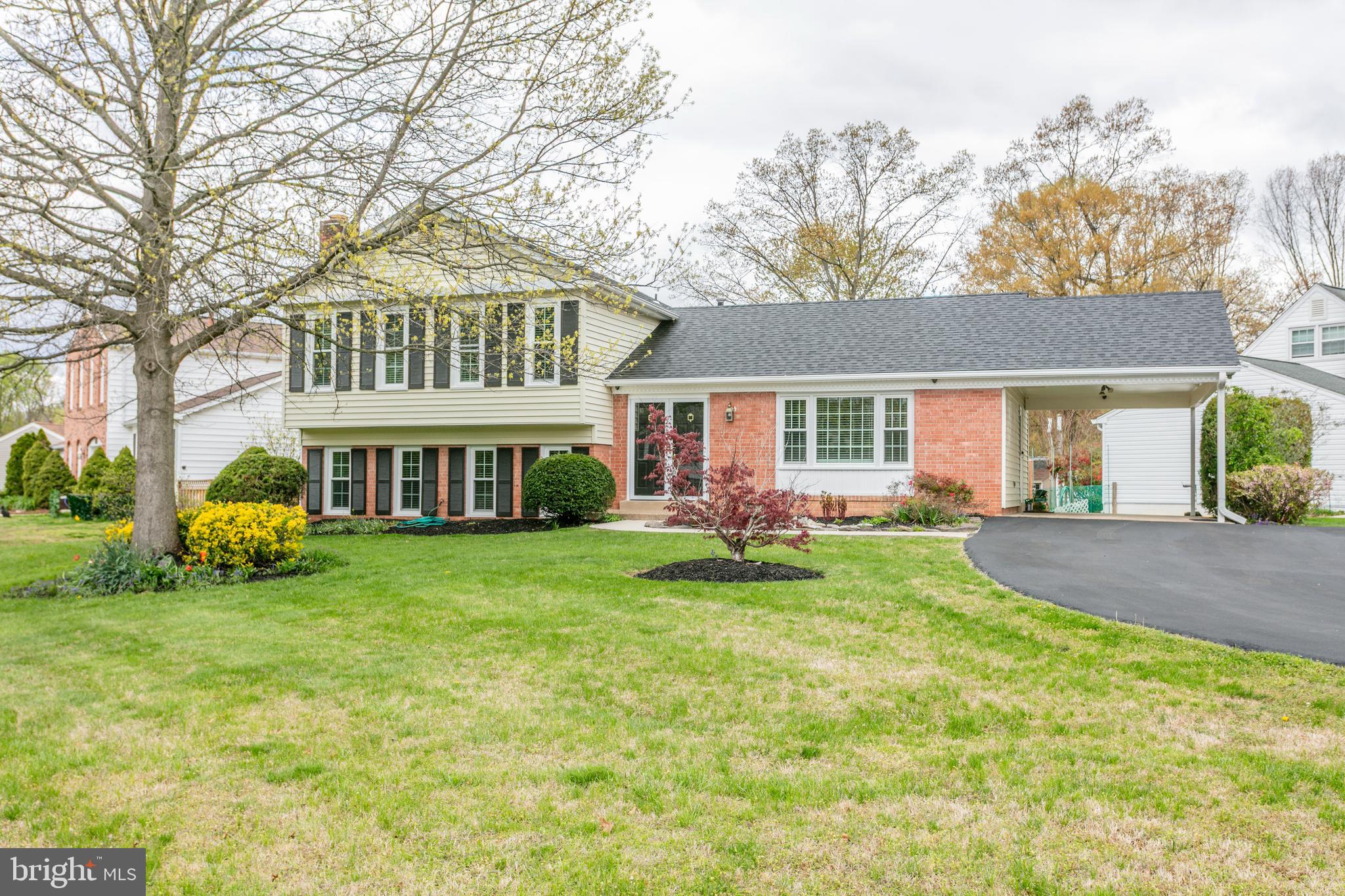 8108 St David Court Springfield, VA 22153 - Photo 1 of 40 Corner Lot at Cul-De-Sac