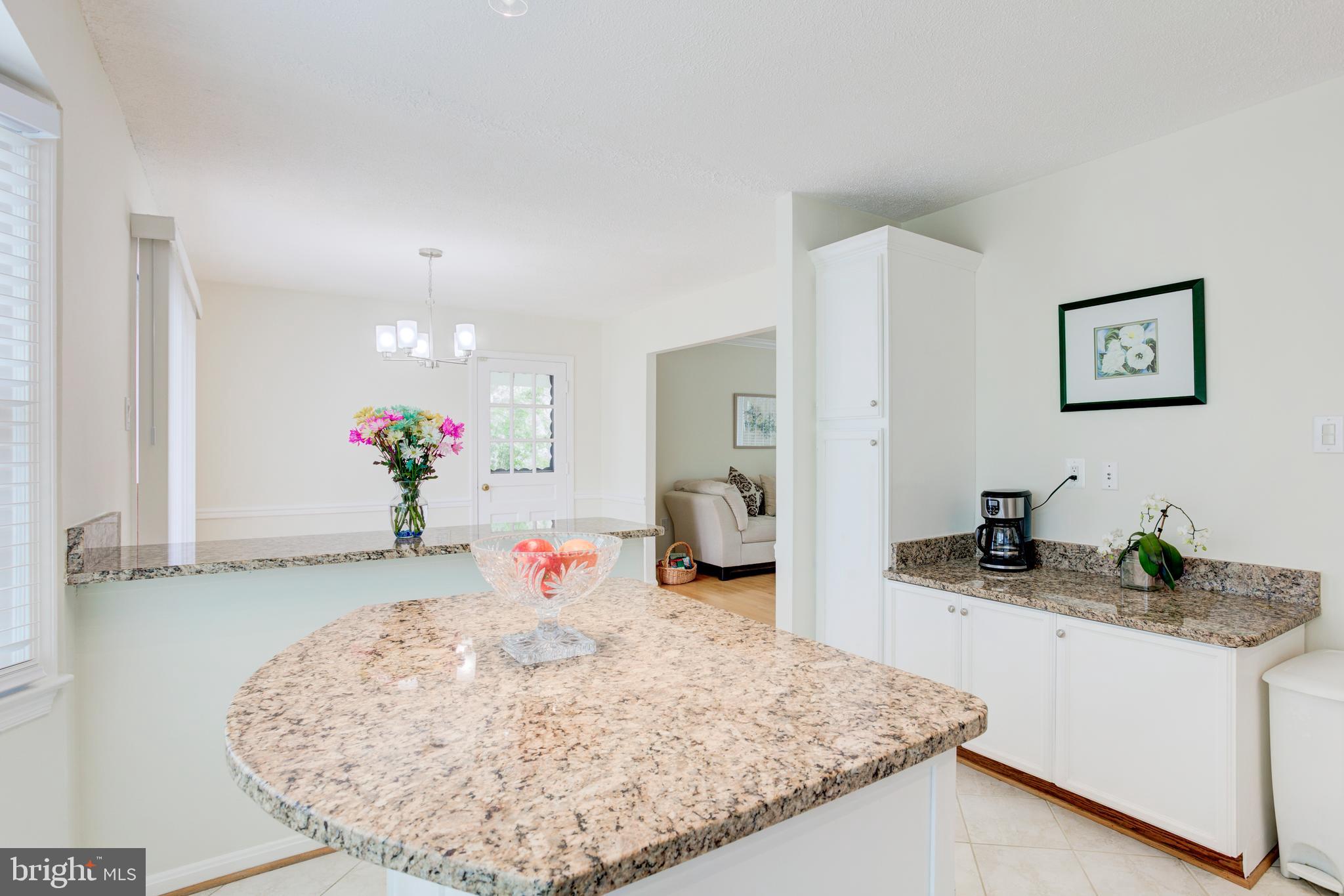8108 St David Court Springfield, VA 22153 - Photo 11 of 40 Kitchen