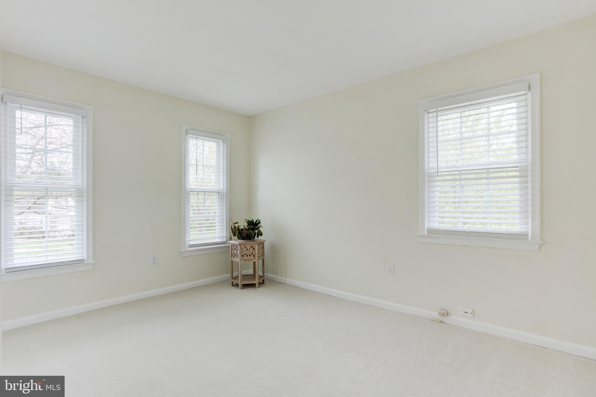 8108 St David Court Springfield, VA 22153 - Photo 20 of 40 Bedroom 3