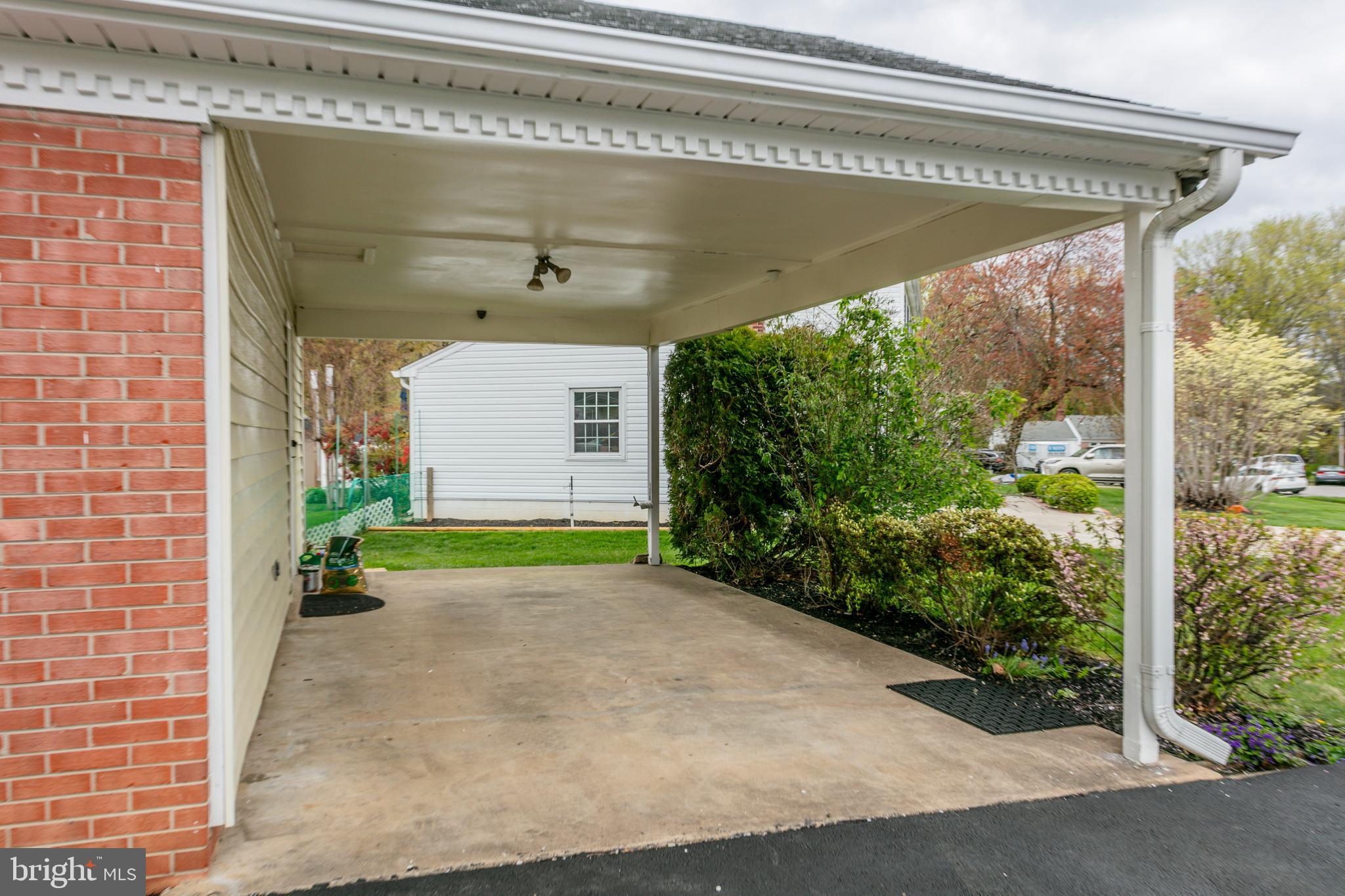 8108 St David Court Springfield, VA 22153 - Photo 33 of 40 Carport